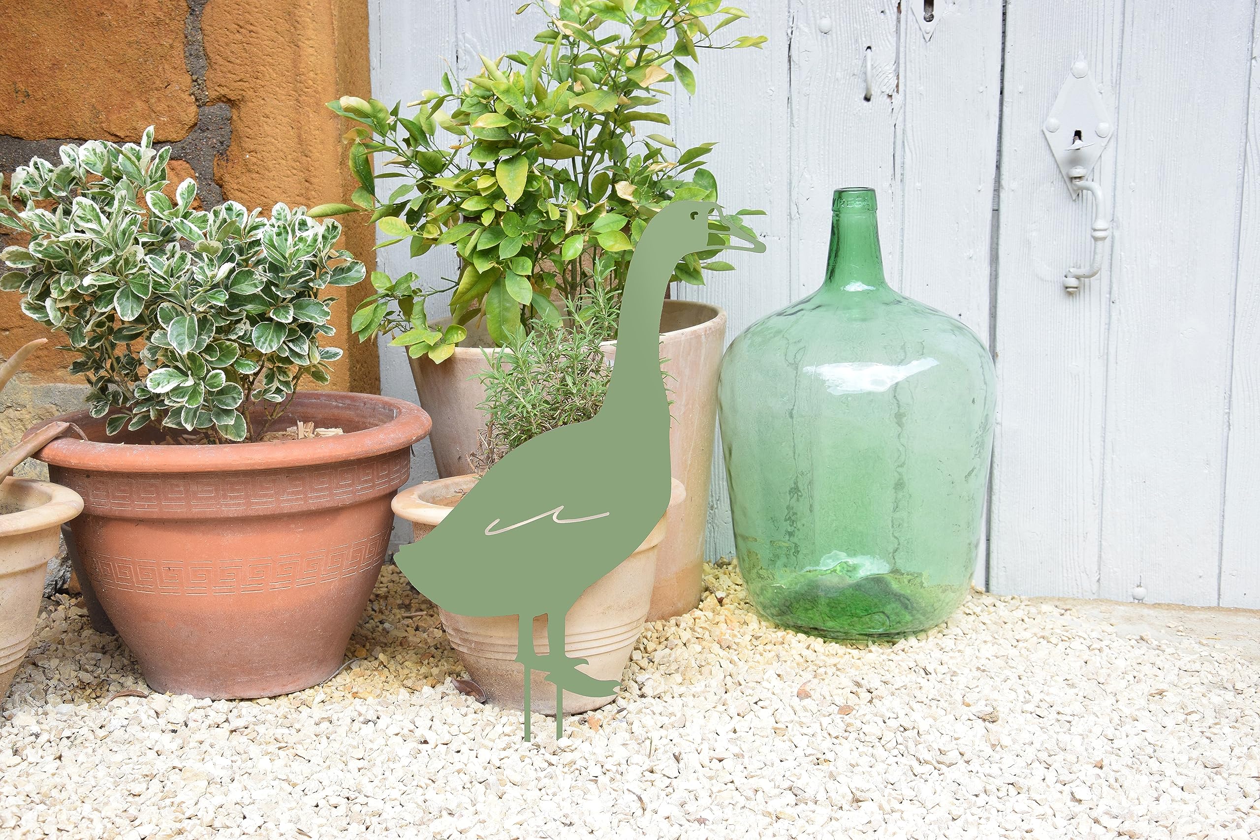 louis-moulin-figurine-piquer-oie-50x34-cm-vert-p-le image 3