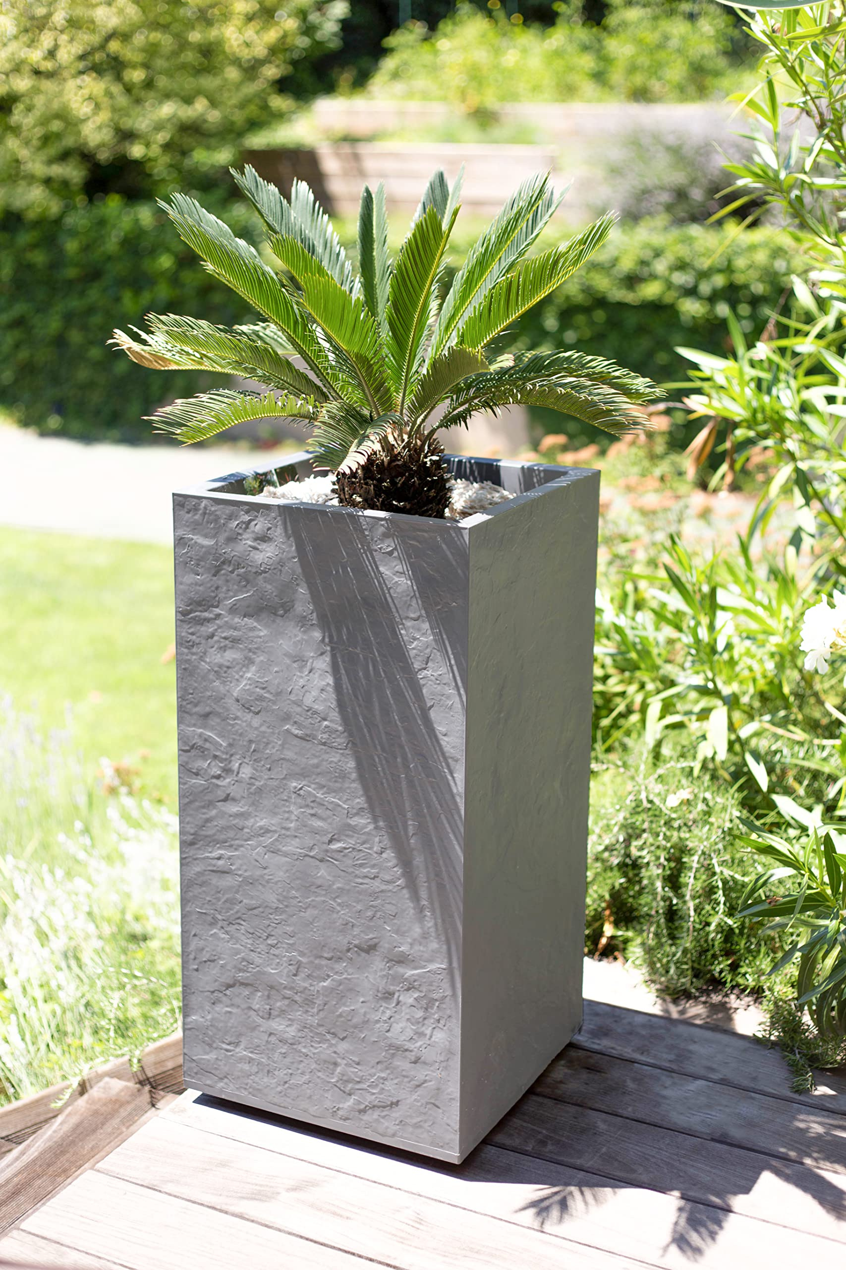 eda-volcania-bac-fleurs-carr-haut-31-l-gris-galet-39-5-x-39-5-x-80-cm image 3