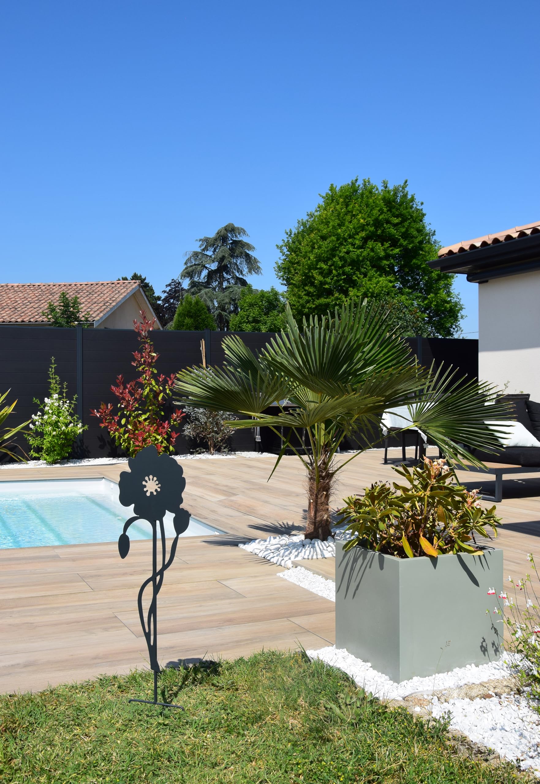 louis-moulin-d-co-en-m-tal-planter-coquelicot-22x70-cm-anthracite image 3